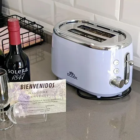 Apartamentos Turisticos Antonio Parra شقة *