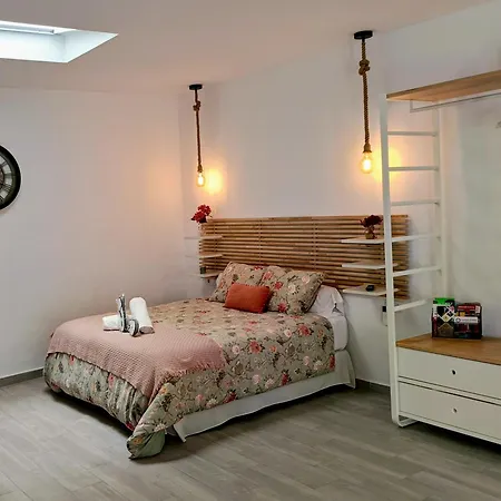 Apartamentos Turisticos Antonio Parra