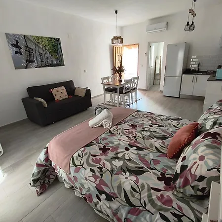 Apartamentos Turisticos Antonio Parra